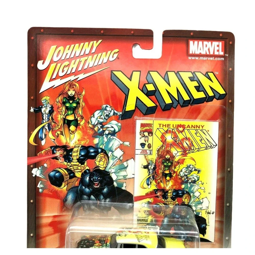 Johnny Lightning X-Men 1955 55 Chrysler C-300 Car Yellow Diecast 1/64 Scale #356